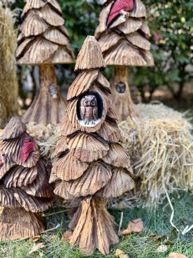 Woodland Series tree with owl peeking from hole in branches